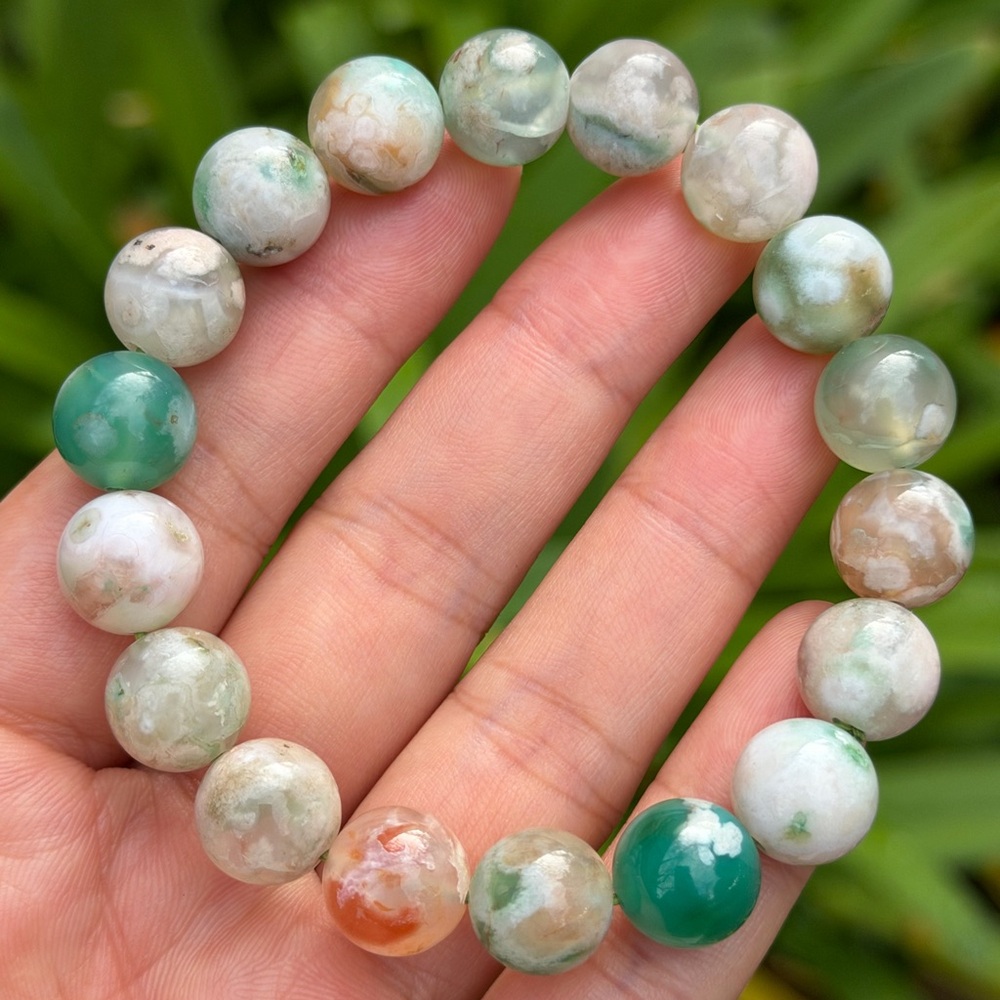 11.5mm stretchable green flower agate bracelet 0887‎